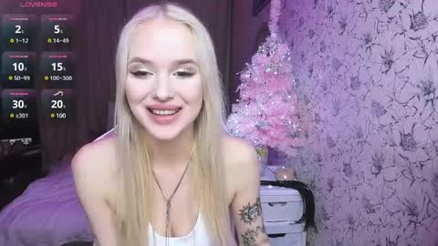 Snapshot of healing__girl chatting on 01/02/25, 10:05 Valeria online show from 01/02/25, 10:05