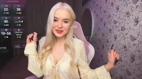 Snapshot of healing__girl chatting on 01/11/25, 08:22 Valeria online show from 01/11/25, 08:22