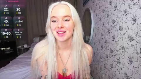 Snapshot of healing__girl chatting on 01/18/25, 03:53 Valeria online show from 01/18/25, 03:53