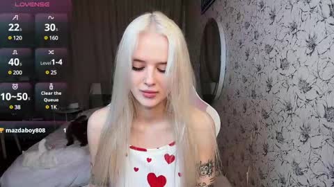 Snapshot of healing__girl chatting on 01/22/25, 08:18 Valeria online show from 01/22/25, 08:18