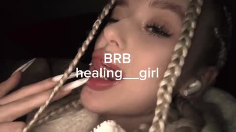 Snapshot of healing__girl chatting on 01/22/25, 11:23 Valeria online show from 01/22/25, 11:23