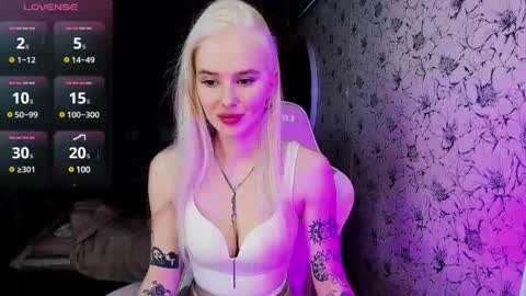 Snapshot of healing__girl chatting on 02/16/25, 09:48 Valeria online show from 02/16/25, 09:48