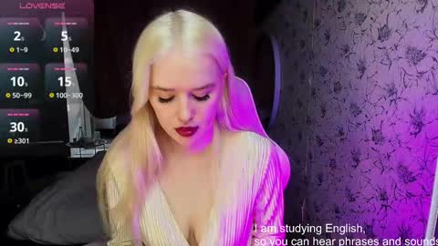 Snapshot of healing__girl chatting on 02/19/25, 09:06 Valeria online show from 02/19/25, 09:06