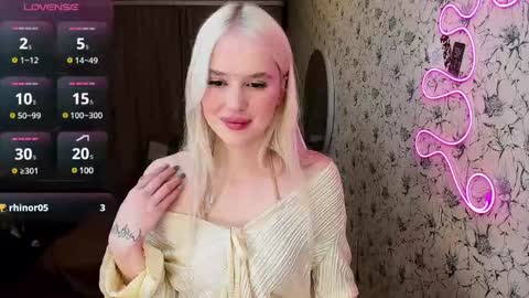 Snapshot of healing__girl chatting on 03/09/25, 01:26 Valeria online show from 03/09/25, 01:26