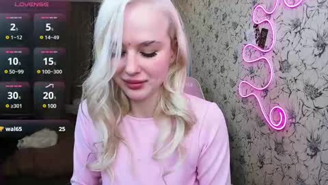 Snapshot of healing__girl chatting on 03/10/25, 03:41 Valeria online show from 03/10/25, 03:41