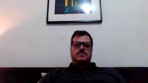 Snapshot of heartofadog604 chatting on 12/31/24, 01:15 MT online show from 12/31/24, 01:15