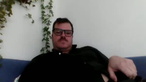 Snapshot of heartofadog604 chatting on 01/15/25, 01:45 MT online show from 01/15/25, 01:45