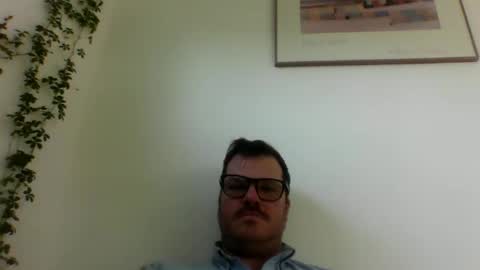 Snapshot of heartofadog604 chatting on 01/18/25, 12:02 MT online show from 01/18/25, 12:02