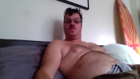 Snapshot of heartofadog604 chatting on 09/20/25, 03:46 MT online show from 09/20/25, 03:46