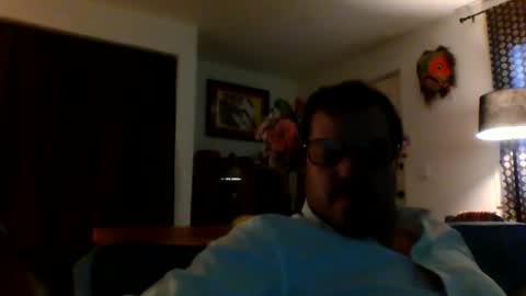Snapshot of heartofadog604 chatting on 10/21/25, 12:00 MT online show from 10/21/25, 12:00