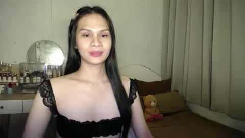 heather_bbyy online show from 10/22/25, 05:45