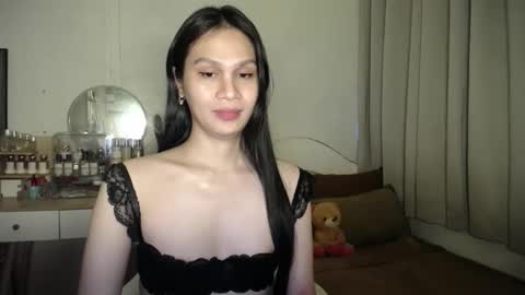 heather_bbyy online show from 11/10/25, 09:47