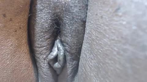 Heather online show from 11/13/25, 08:13