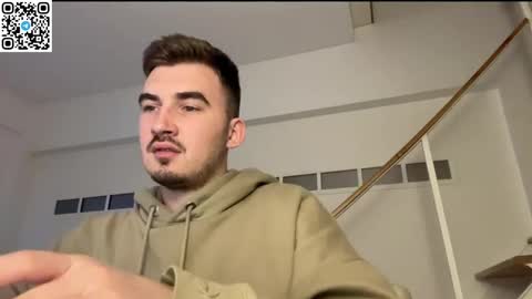 Max online show from 11/25/25, 08:36