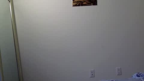 Snapshot of heatwavee chatting on 12/10/24, 07:11 heatwavee online show from 12/10/24, 07:11