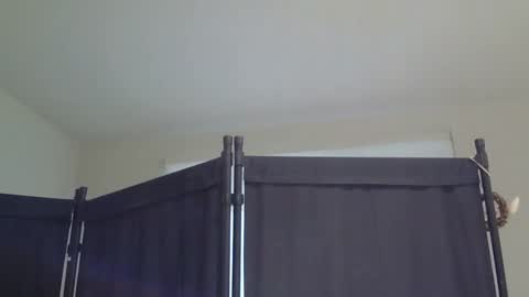 Snapshot of heatwavee chatting on 01/19/25, 08:19 heatwavee online show from 01/19/25, 08:19