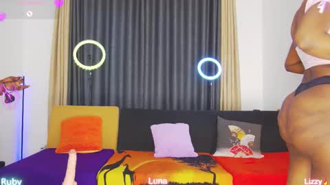 AngieLizzy online show from 09/09/25, 06:13