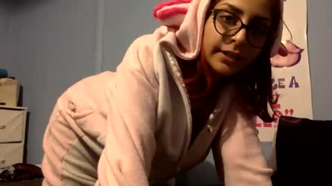 Snapshot of heavensbunny chatting on 02/07/25, 03:12 heaven the muslim slut online show from 02/07/25, 03:12