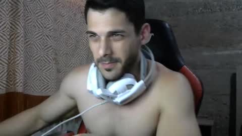 Snapshot of hebarsensei chatting on 11/23/25, 06:30 hebarsensei online show from 11/23/25, 06:30