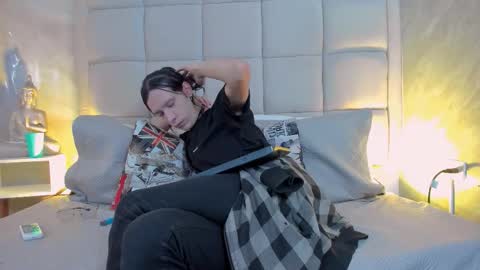 Keira Hecate online show from 10/31/25, 08:10