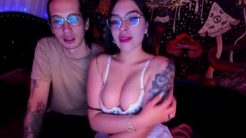 Snapshot of hecate_and_crow chatting on 01/18/25, 06:03 online show from 01/18/25, 06:03