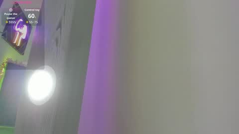 Snapshot of hecate_queen chatting on 10/18/25, 12:39 Hecate Queen online show from 10/18/25, 12:39