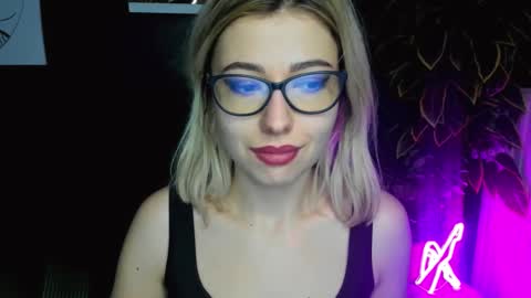 Snapshot of heidi_pleasure chatting on 02/26/25, 10:47 Heidi online show from 02/26/25, 10:47