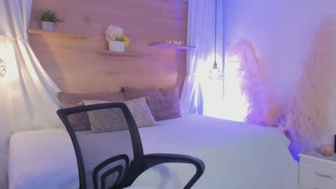 ANTARA REY online show from 12/30/24, 10:01