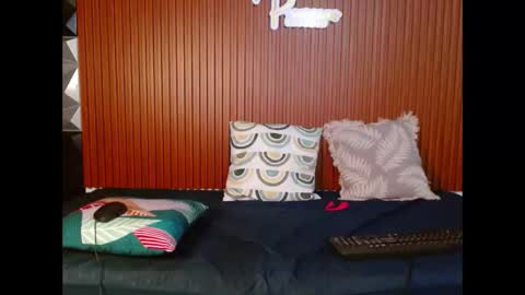 Heily Rose online show from 11/24/25, 08:52