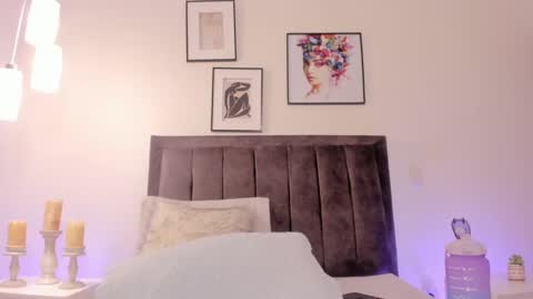 Helen  online show from 02/06/25, 04:58