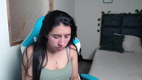 Helen online show from 11/22/25, 07:35