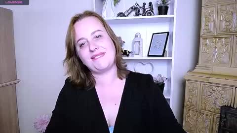 Helen online show from 10/03/25, 08:00