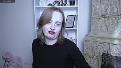 Helen online show from 10/22/25, 07:19