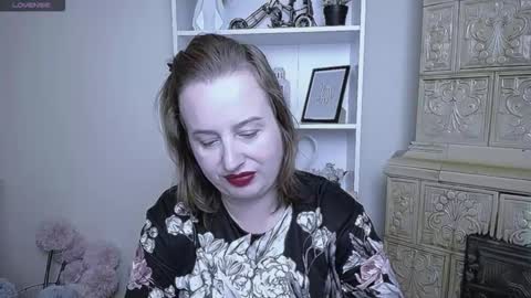 Helen online show from 10/23/25, 07:40