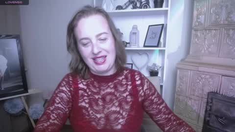 Helen online show from 11/03/25, 07:53