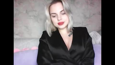 Snapshot of helga_now chatting on 03/05/25, 07:17 helga_now online show from 03/05/25, 07:17