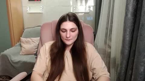 helgamun online show from 11/17/25, 12:33