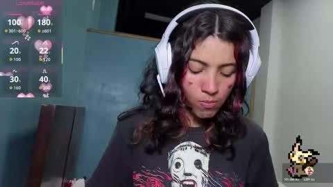 Helia Transfem and Amy online show from 10/17/25, 09:39