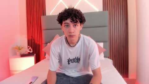 helios_obscuro online show from 09/23/25, 02:31