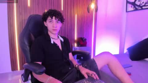 helios_obscuro online show from 09/26/25, 03:38