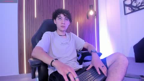 helios_obscuro online show from 09/27/25, 02:11