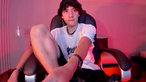 helios_obscuro online show from 11/06/25, 05:19