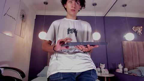 helios_obscuro online show from 11/13/25, 03:38