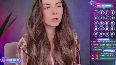 Snapshot of hell_on_heels_ chatting on 10/08/25, 05:32 - show loyalty and subscribe - online show from 10/08/25, 05:32