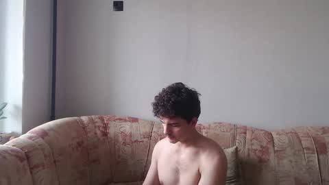 Snapshot of hellish_sugar chatting on 02/04/25, 07:29 Remy online show from 02/04/25, 07:29