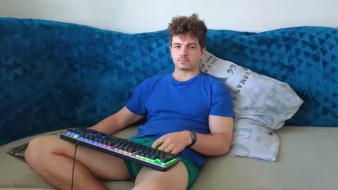 Snapshot of hellish_sugar chatting on 09/15/25, 07:52 Remy online show from 09/15/25, 07:52