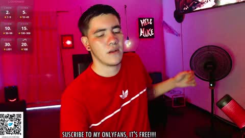 Snapshot of hellmike_ chatting on 01/09/25, 10:31 Call me Mike-----INSTAGRAM hellofmike INDEPENDENT MODEL online show from 01/09/25, 10:31