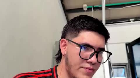 Snapshot of hellmike_ chatting on 11/18/25, 06:23 Call me Mike-----INSTAGRAM hellofmike INDEPENDENT MODEL online show from 11/18/25, 06:23