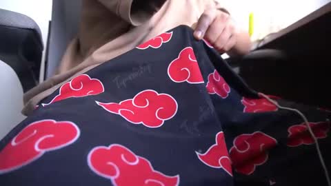 Owner of your wallet  online show from 10/24/25, 06:59