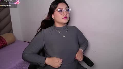 Snapshot of heluejamil chatting on 11/10/25, 08:19 Zahira online show from 11/10/25, 08:19